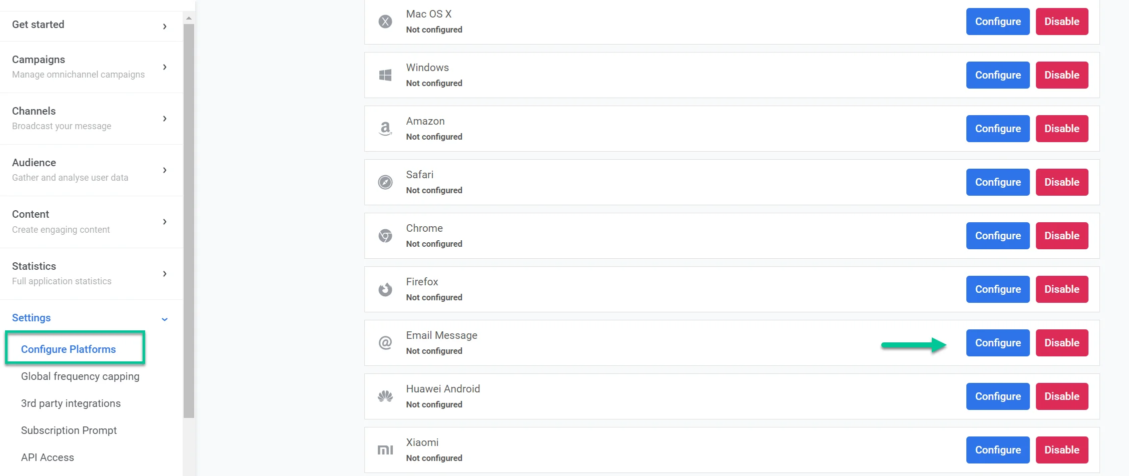ईमेल प्लेटफ़ॉर्म कॉन्फ़िगरेशन इंटरफ़ेस जो ईमेल संदेश सेटिंग्स के लिए कॉन्फ़िगर बटन दिखा रहा है।