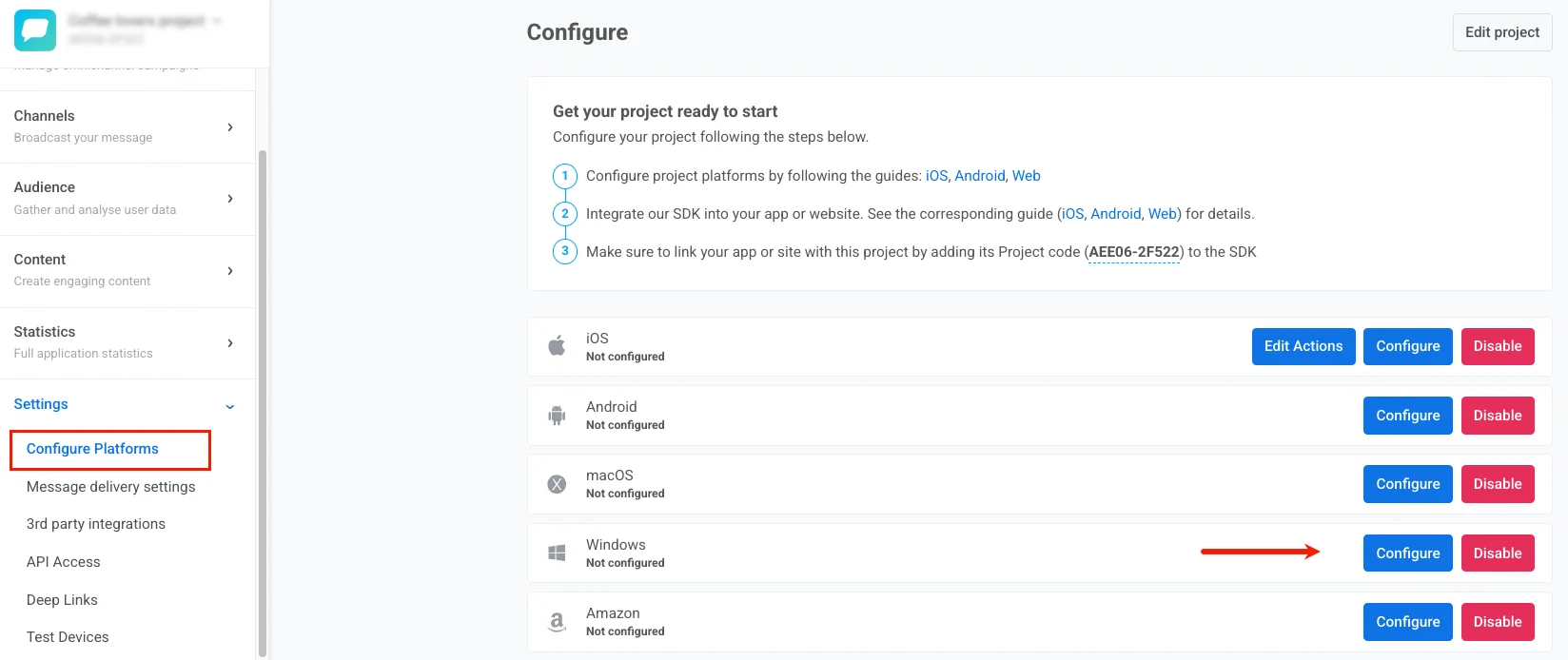 Pushwoosh 平台配置屏幕,显示 Windows 平台及“配置”按钮。
