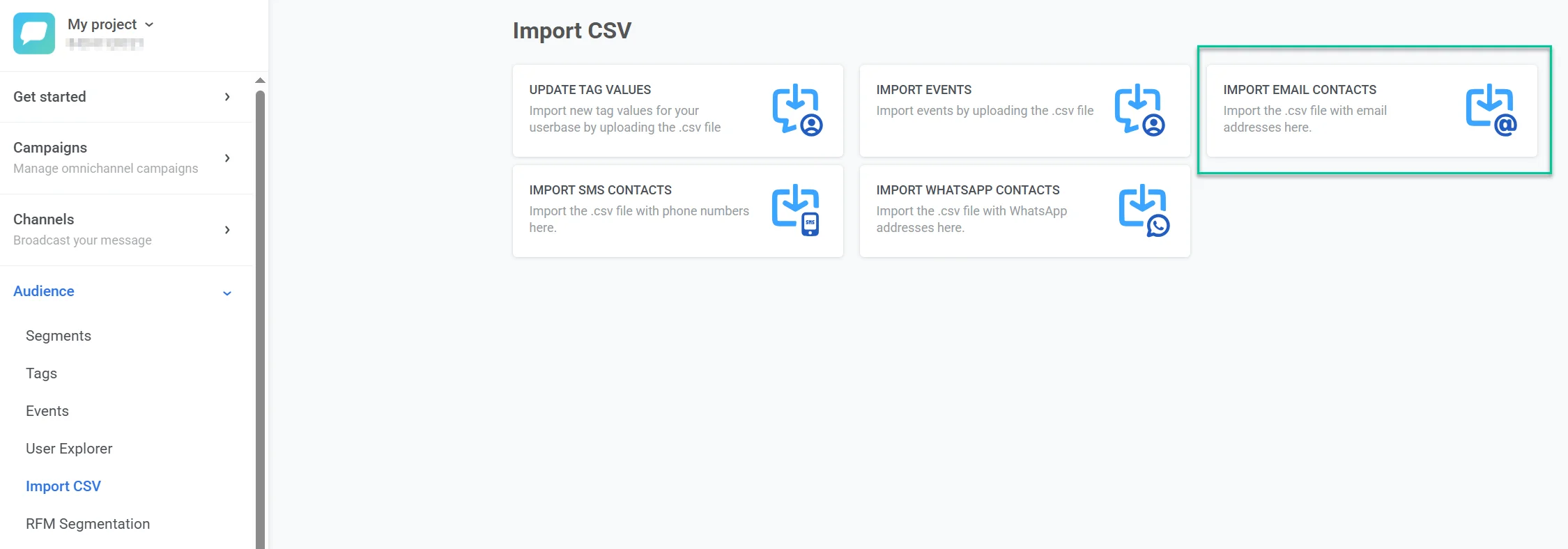 오디언스 섹션에서 이메일 연락처 가져오기 옵션을 보여주는 CSV 가져오기 메뉴