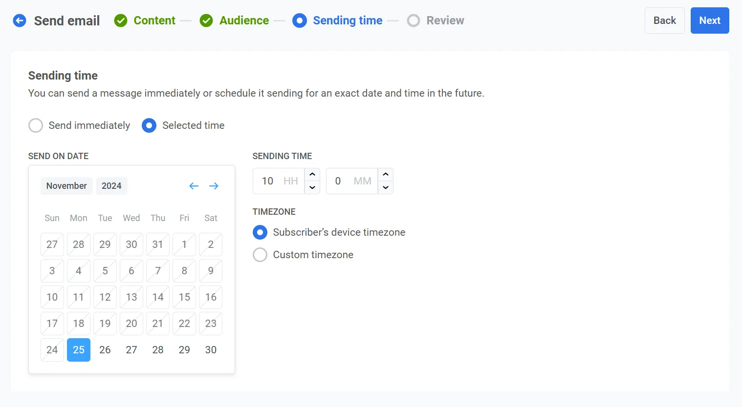 Programación de hora seleccionada con selector de fecha, entrada de hora y opciones de selección de zona horaria