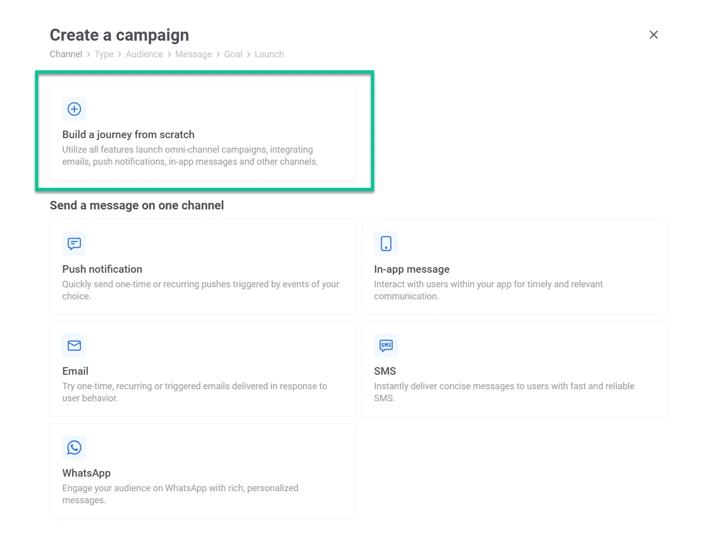 कस्टमर जर्नी बिल्डर कैनवास जो 'शुरू से एक जर्नी बनाएँ' बटन और एक नया कैंपेन बनाने के विकल्प दिखा रहा है
