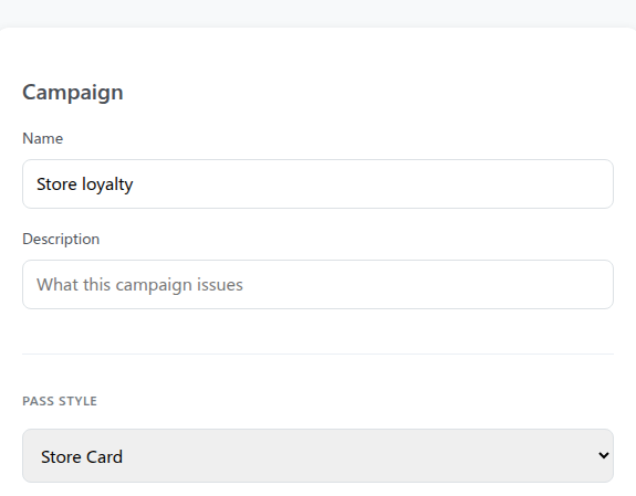 Formular zum Erstellen einer neuen Kampagne mit Name auf Store loyalty und Pass Style auf Store Card