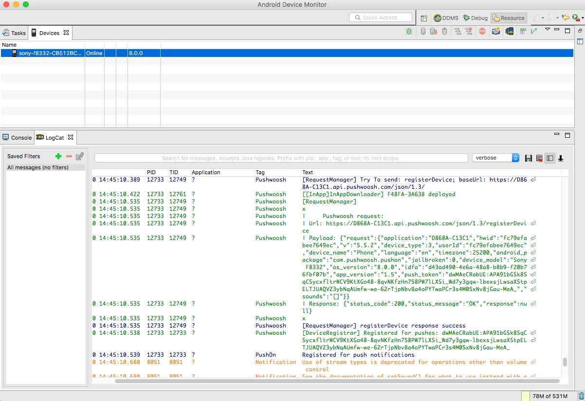 Fenêtre de log de la console d'Android Device Monitor montrant les logs de l'appareil avec la requête registerDevice visible