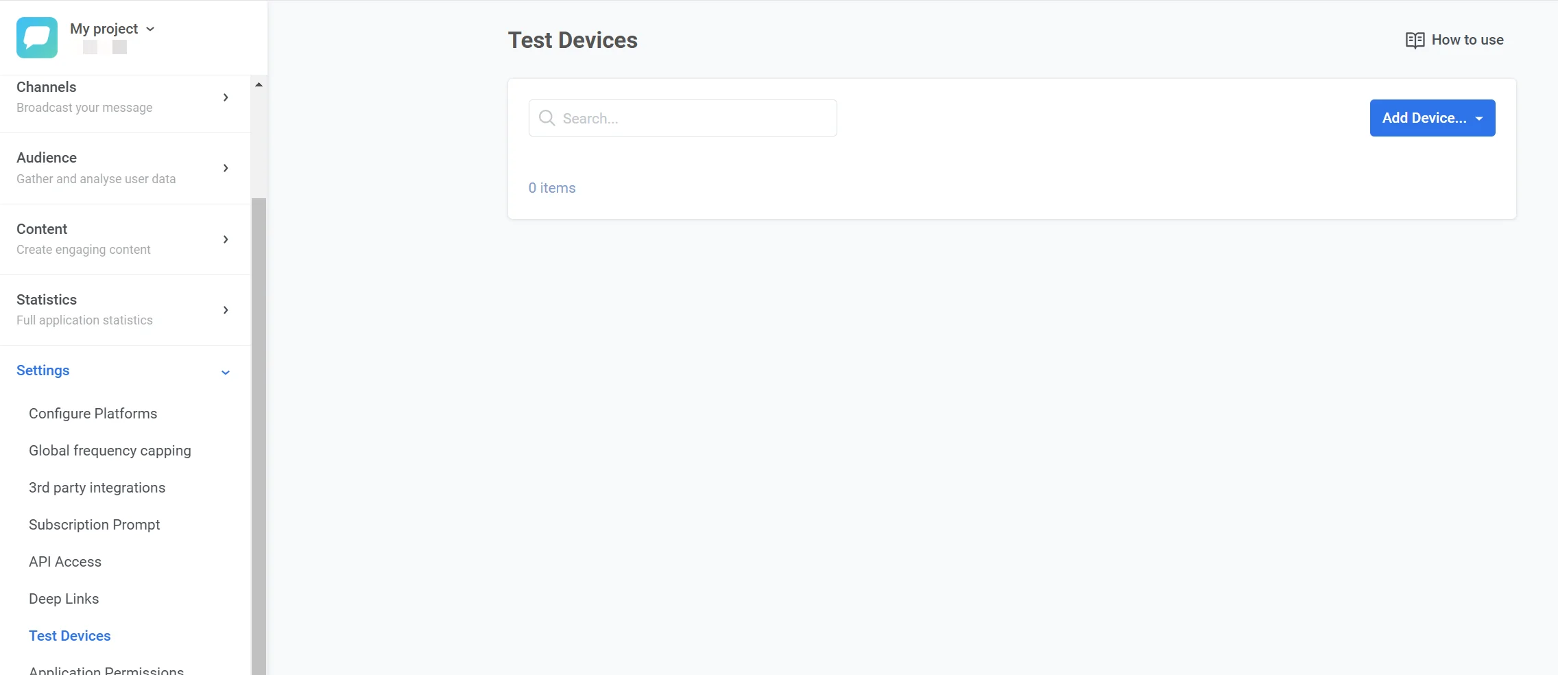 Seção de dispositivos de teste na Pushwoosh mostrando a interface para gerenciar e registrar dispositivos de teste para campanhas.